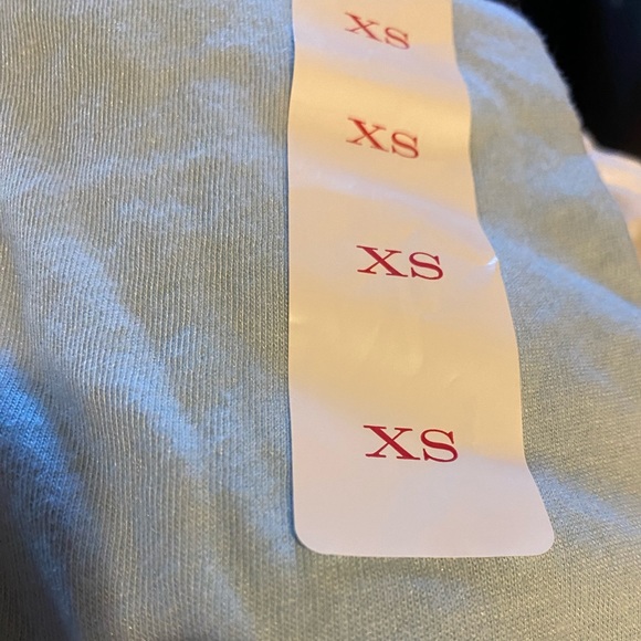 New Isabel maternity v neck short sleeve t- shirt shirred side size XS - Picture 3 of 9